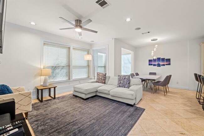 Photo - 3203 Tom Green St