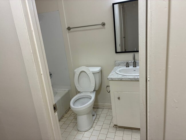 Photo - 726 N Slemons St Unit 2