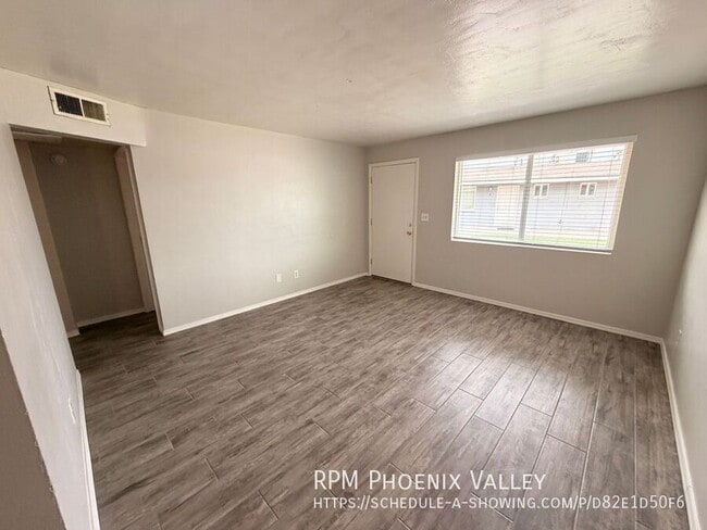 Photo - 4837 E Willetta St Unit 3