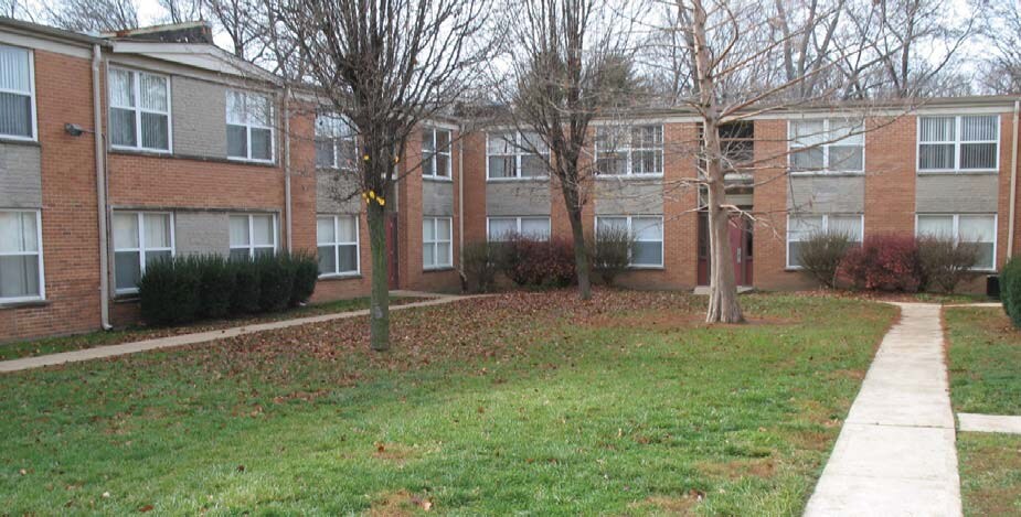 Glen Trails East Apartments - Glen Trails East Apartments