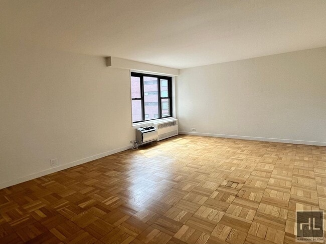 Fourth Avenue - Fourth Avenue Apartment Unit 15D