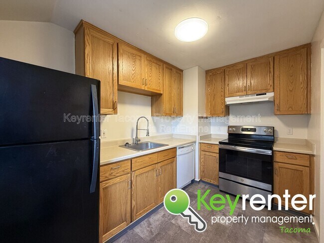 Photo - 5321 N 42nd St