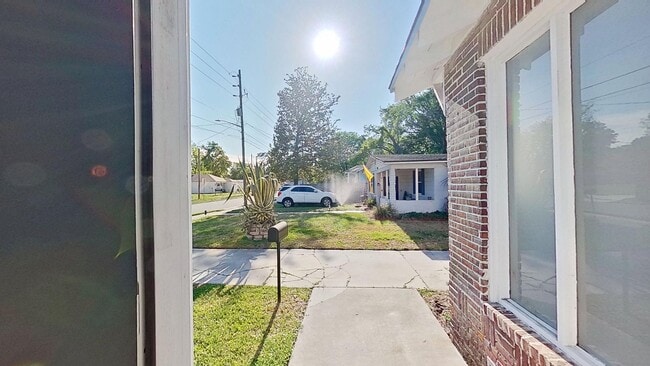 Photo - Murray Hill 3 bedroom