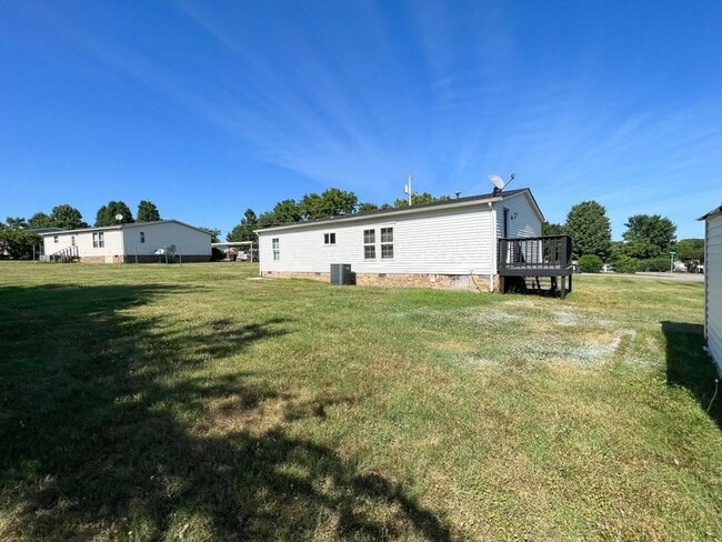 Photo - 1128 Drew Rd