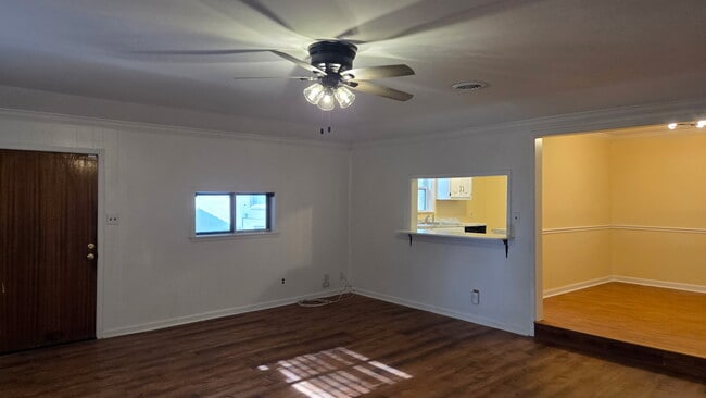 Photo - 3248 Hendricks Ave