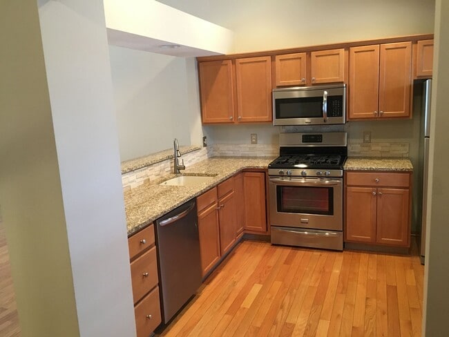 Photo - 2 Bed / 2 Bath Condo with Garage – Clements Mill Village (Forest Hills District)