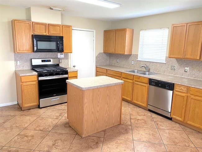 Photo - 15106 Western Skies Dr