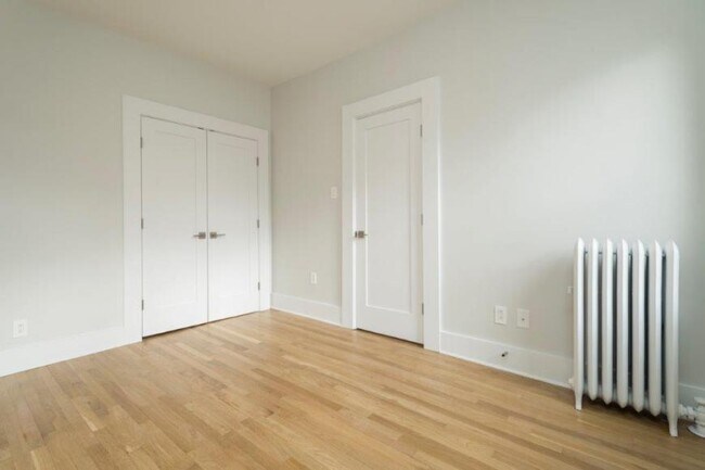 Photo - 3 bedroom in Boston MA 02135