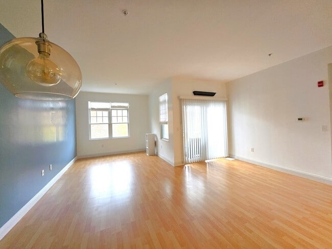 Photo - 614 Pond St Unit 2309