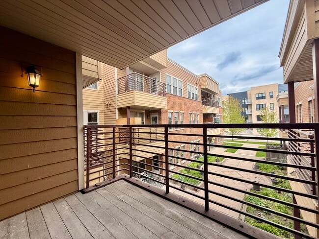 211 Balcony