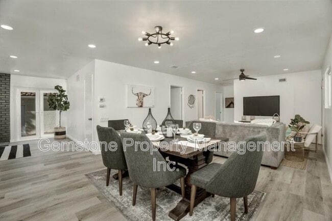 Photo - 5404 Maisel Way