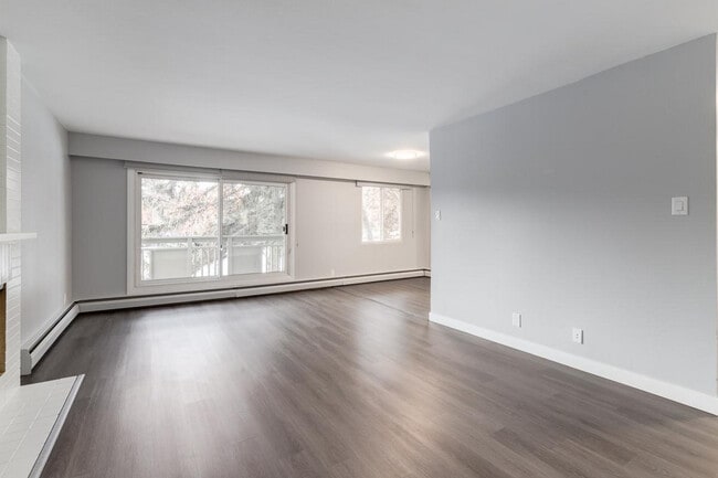 Photo - Glenmore Gardens Townhomes & Coachhomes