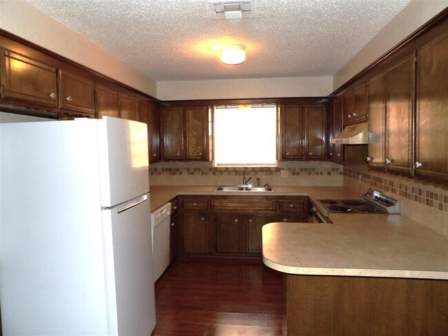 Photo - 2321 NW 76th St