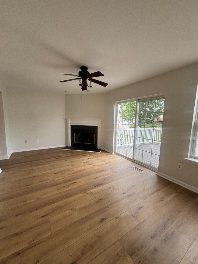 Photo - 4220 Elm Ct