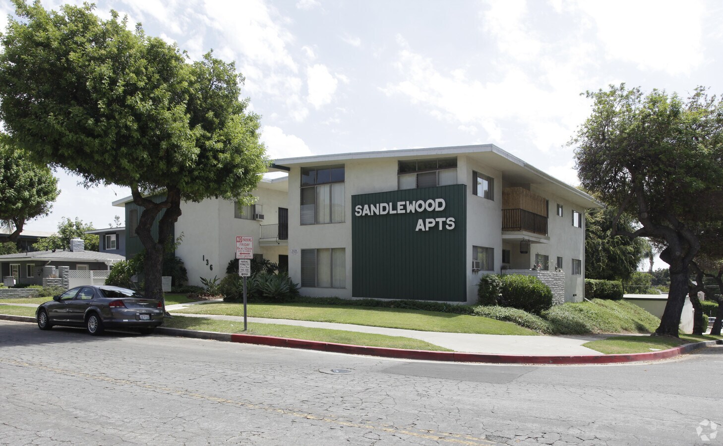Photo - Sandlewood Apartments