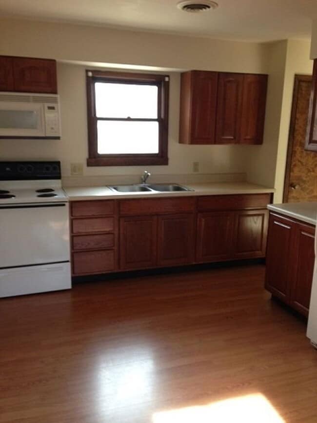Building Photo - 503 S Urbana Ave Unit C