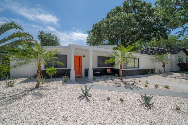 Building Photo - 4316 S Lois Ave