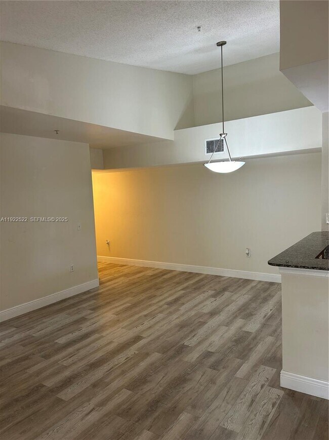 Photo - 2494 Centergate Dr Unit 302