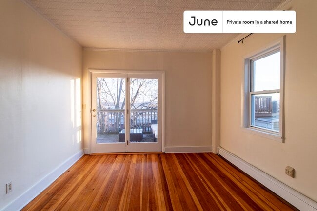 Photo - Room in Shared 5 bed/2 bath home Unidad D