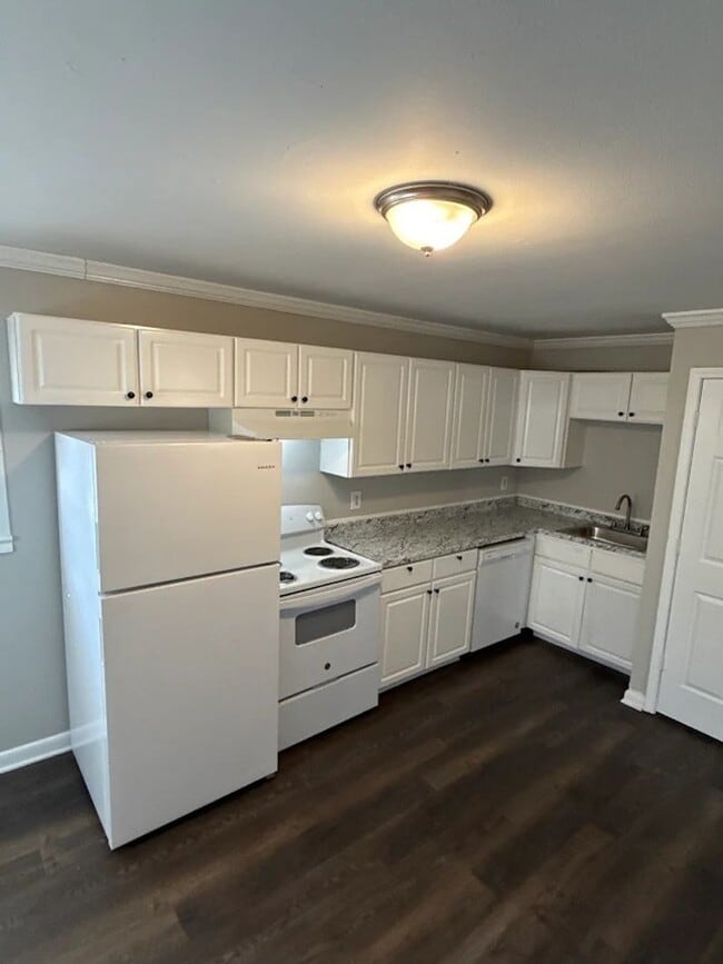 Photo - 4 Bed 2 Bath in Atlanta!