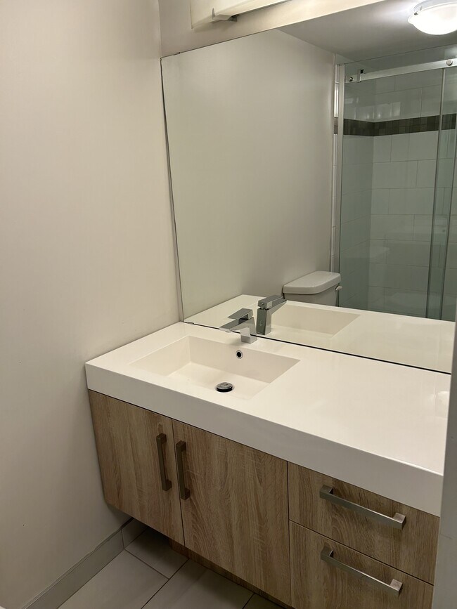 Photo - 5633-5633 Fenwick St Unit 2905