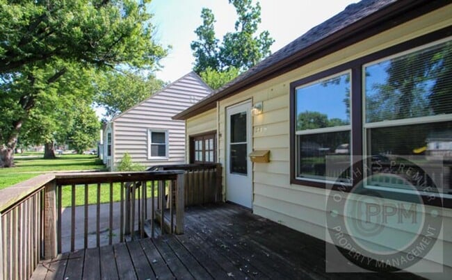 Photo - Charming 2Bd/1Ba home in Bellevue