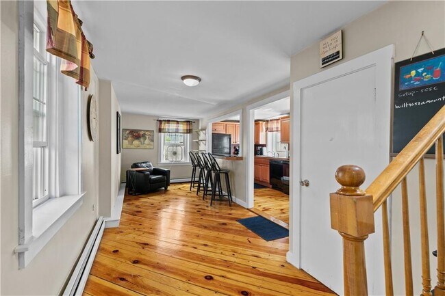 Photo - 6 Hammond St Unit 4