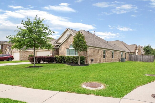 Photo - 15119 Russet Bend Ln