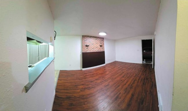 Photo - 4428 111th St SW Unidad 1