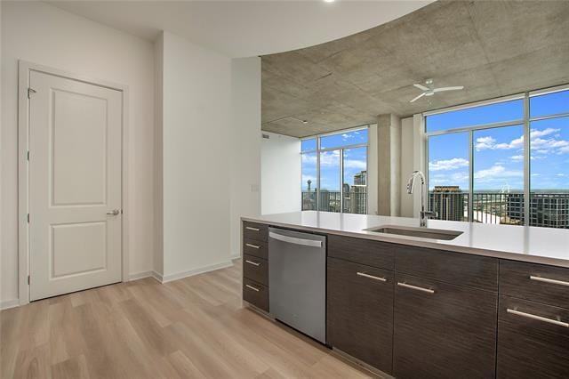 Building Photo - 2728 McKinnon St Unit 2106