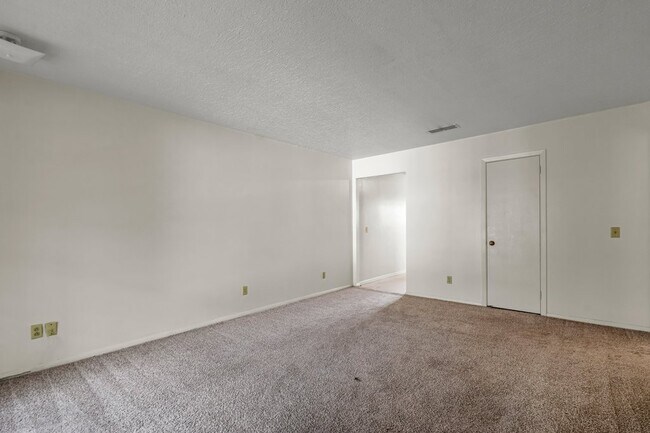 Photo - 26944 E Main St Unidad 7