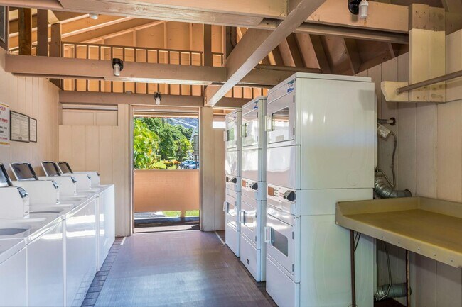 Photo - Two Bedroom Makaha Valley Plantation Unidad 185A