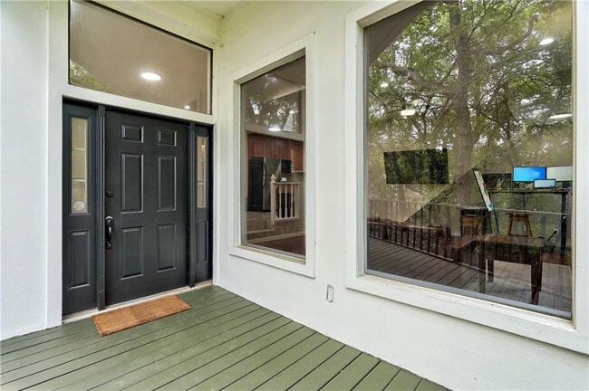 Photo - 8804 Mountain Ridge Dr House