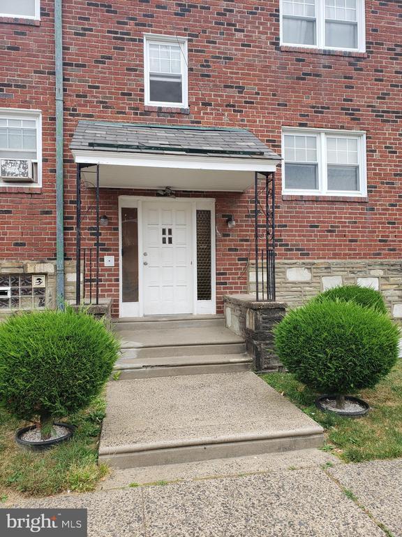 Building Photo - 529 McKinley St Rental