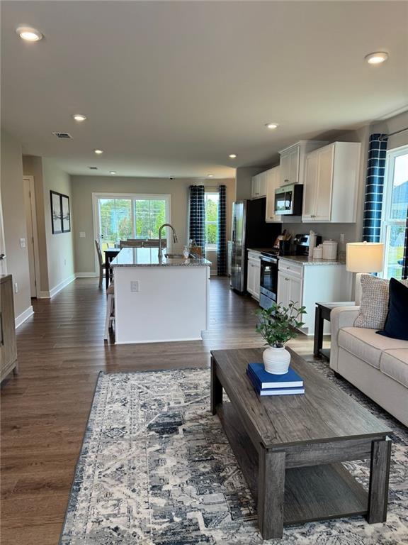 228 Serenity Ct