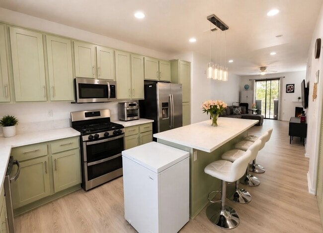 Building Photo - 1572 Hackberry Pl