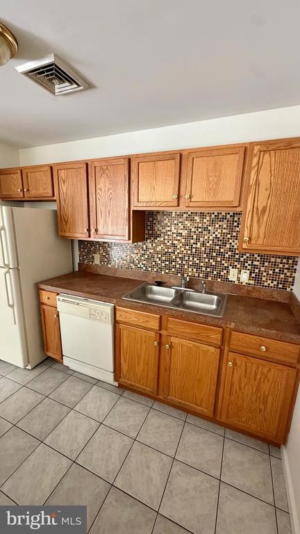 Photo - 144 Water St
