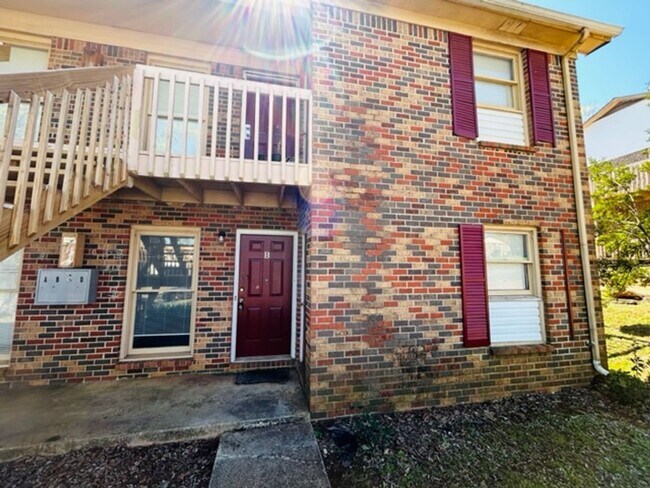 Photo - 4433 Torrance Dr NW Unit B