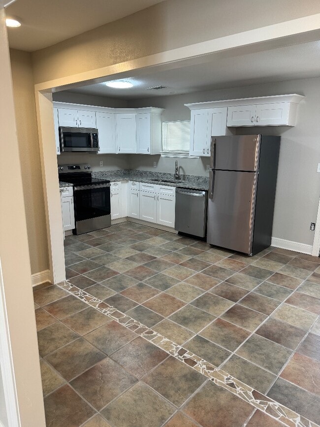 Photo - 6655 Hwy 11 N