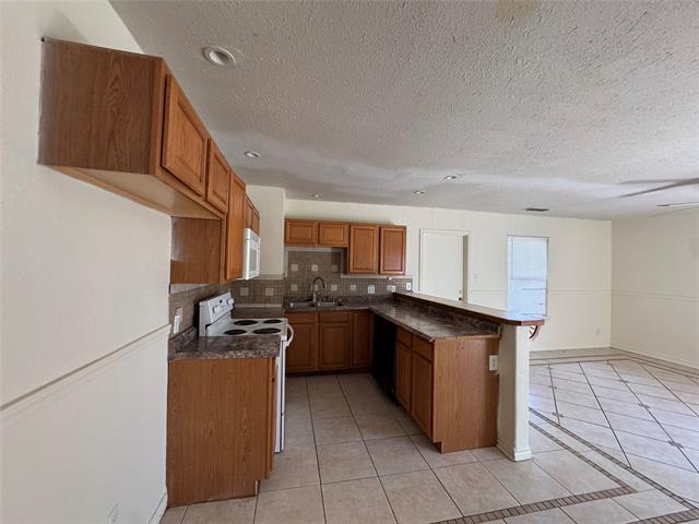 Photo - 5342 Burbank Dr
