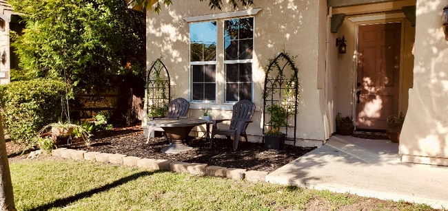 Photo - 2877 Gray Fox Way