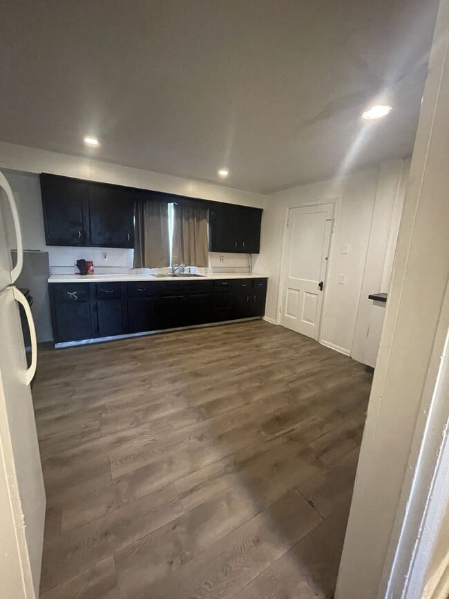 Building Photo - 271 Locust Ave Unit 271 Locust Ave #1 Washington PA 15301