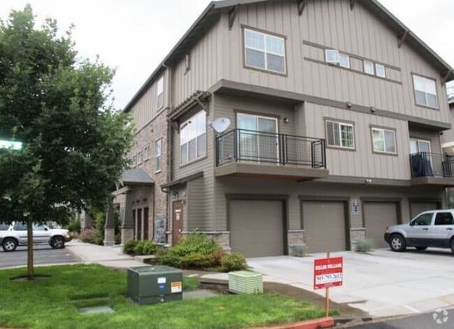 Building Photo - 635 NE Garswood Ln Rental