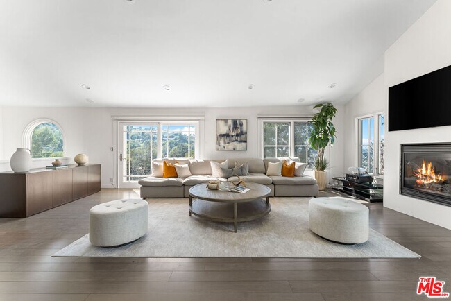 Photo - 3782 Berry Dr