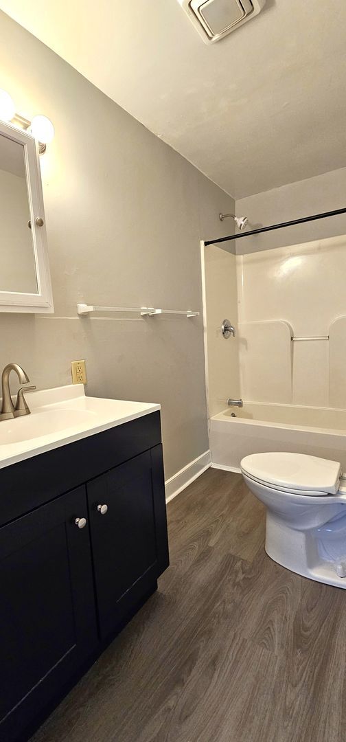 Building Photo - 540 St Paul St Unit 540 Saint Paul St #1 Rental