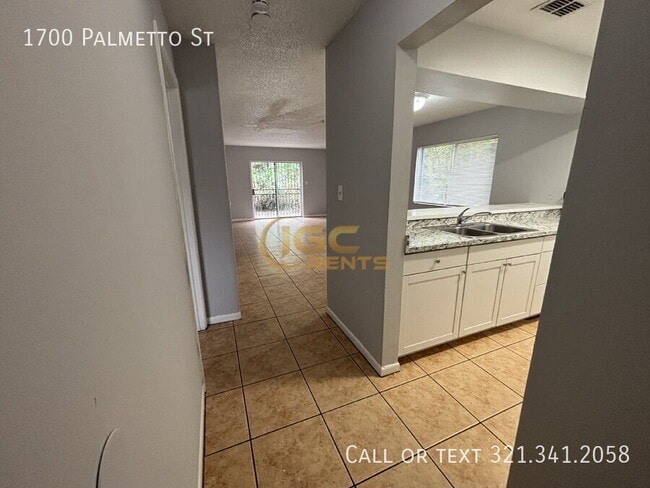 Photo - 1700 Palmetto St