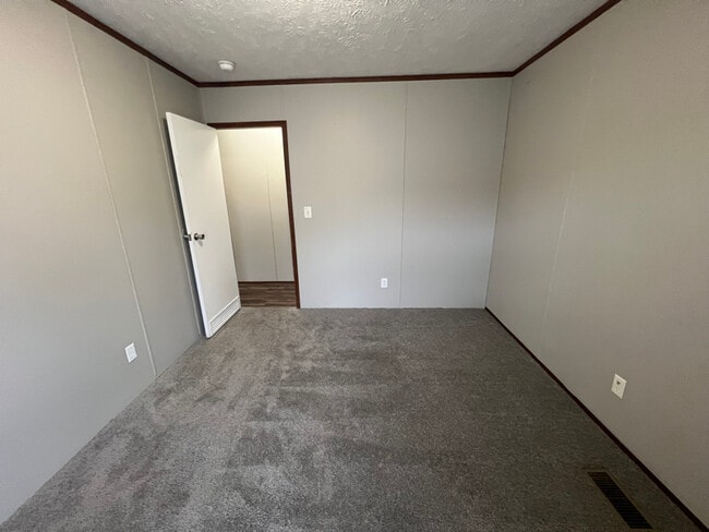 Photo - 133 Burch St