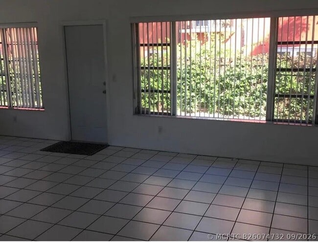 1836 Coral Ridge Dr Unit 5