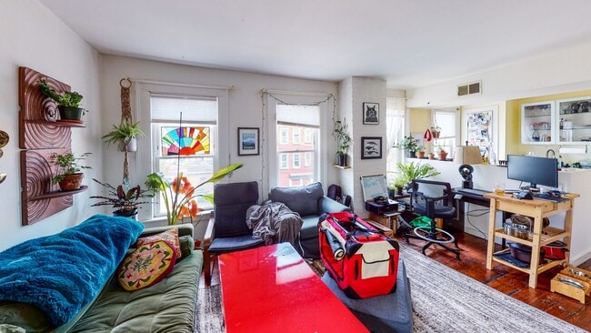 Luxurious Remodeled 1BR Suite with Island ... - Luxurious Remodeled 1BR Suite with Island ... Apartment Unit 4