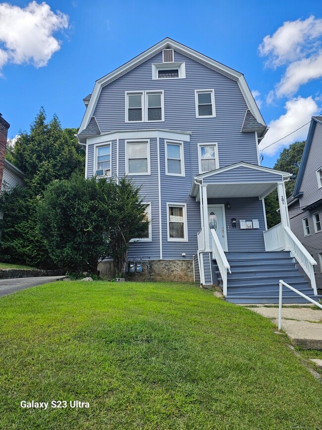 Building Photo - 181 Monmouth Ave Rental
